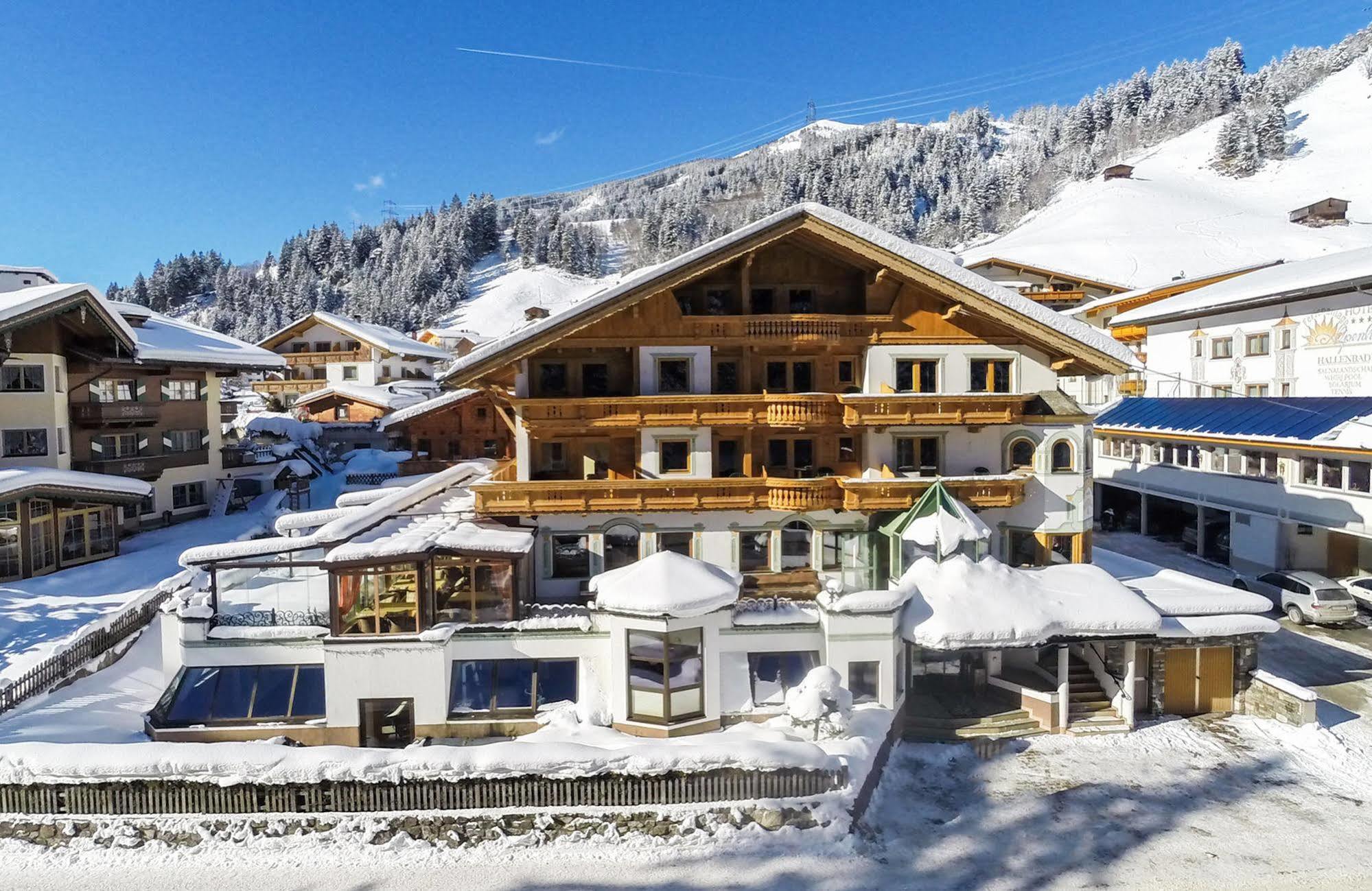 Hotel Kristall - Adults Only Gerlos Exterior photo